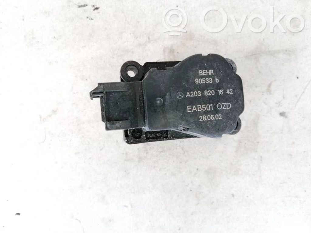 Mercedes-Benz E W211 Motor/actuator clapetă aer 