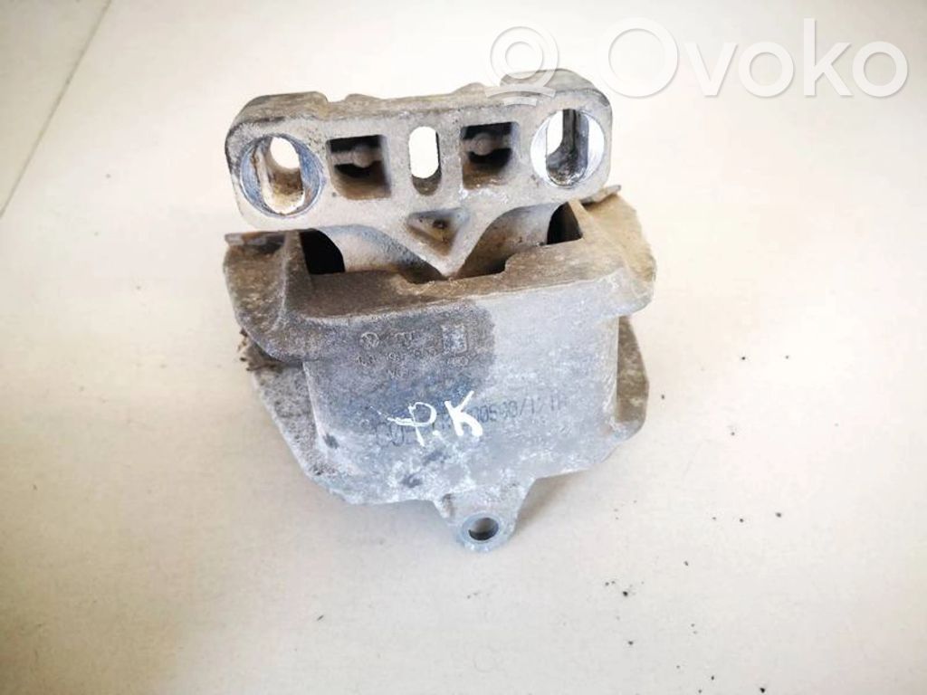 Volkswagen Golf IV Suport tampon motor 