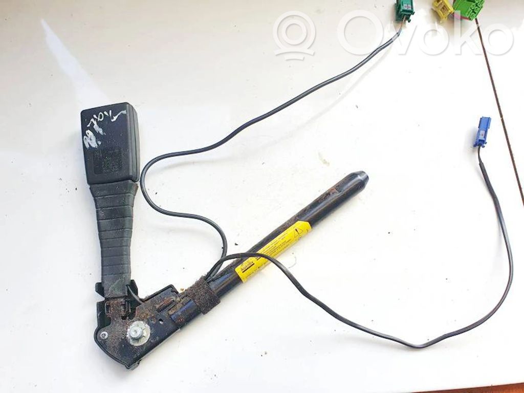 Opel Astra H Hebilla del cinturón delantero 