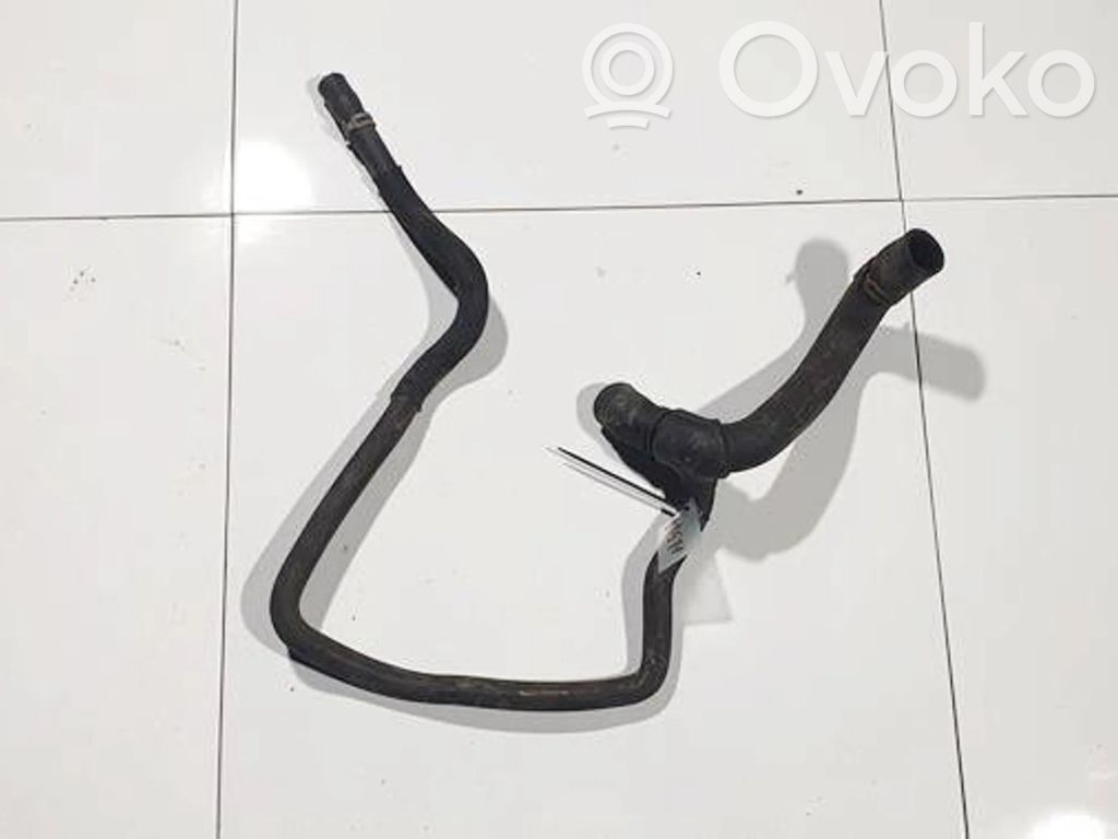 Engine coolant pipe/hose