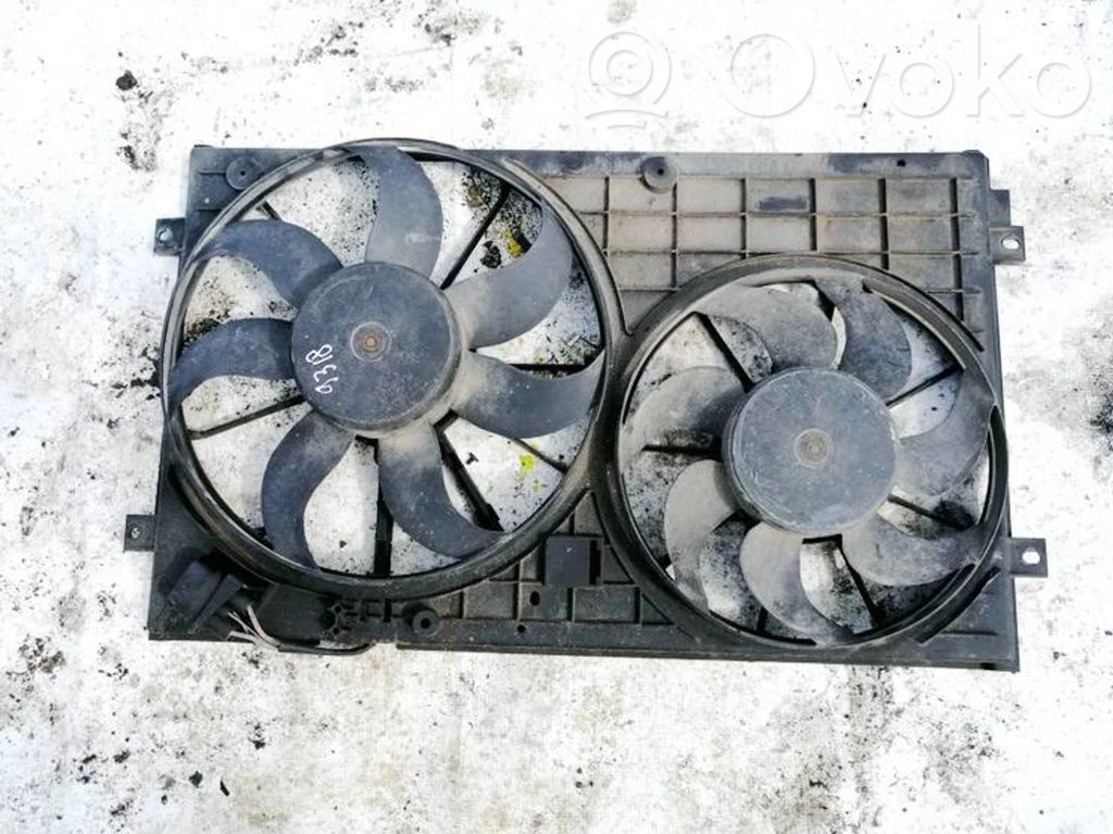 Volkswagen Touran I Convogliatore ventilatore raffreddamento del radiatore 