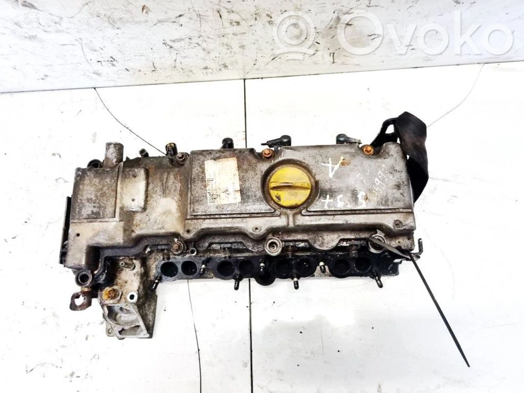 Opel Zafira A Engine head 