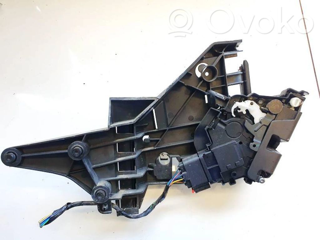 Etuoven lukko   30661075,983054,30661075,983054
