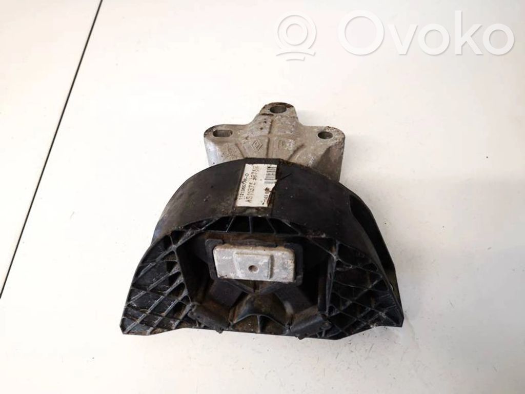 Renault Zoe Engine mount bracket 