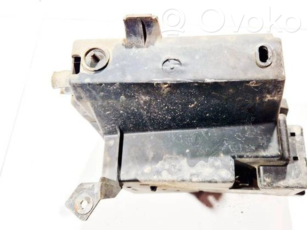 Peugeot 406 Battery box tray 