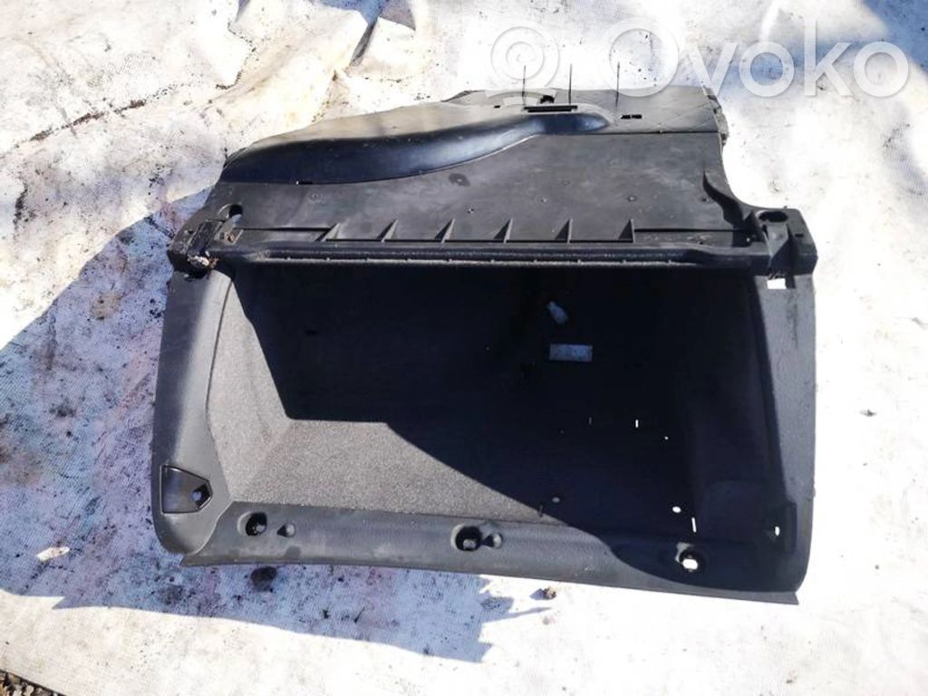 Audi A4 S4 B6 8E 8H Handschuhfach 