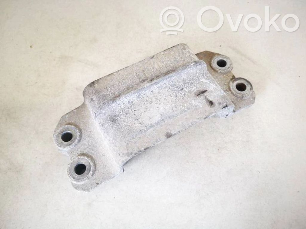 Volkswagen Golf V Supporto di montaggio del motore (usato)