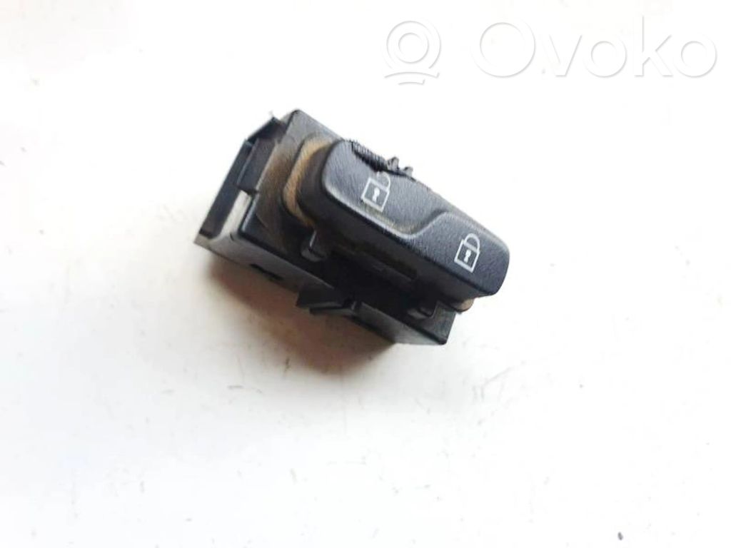 Volvo V70 Buton comutator închidere centralizată 