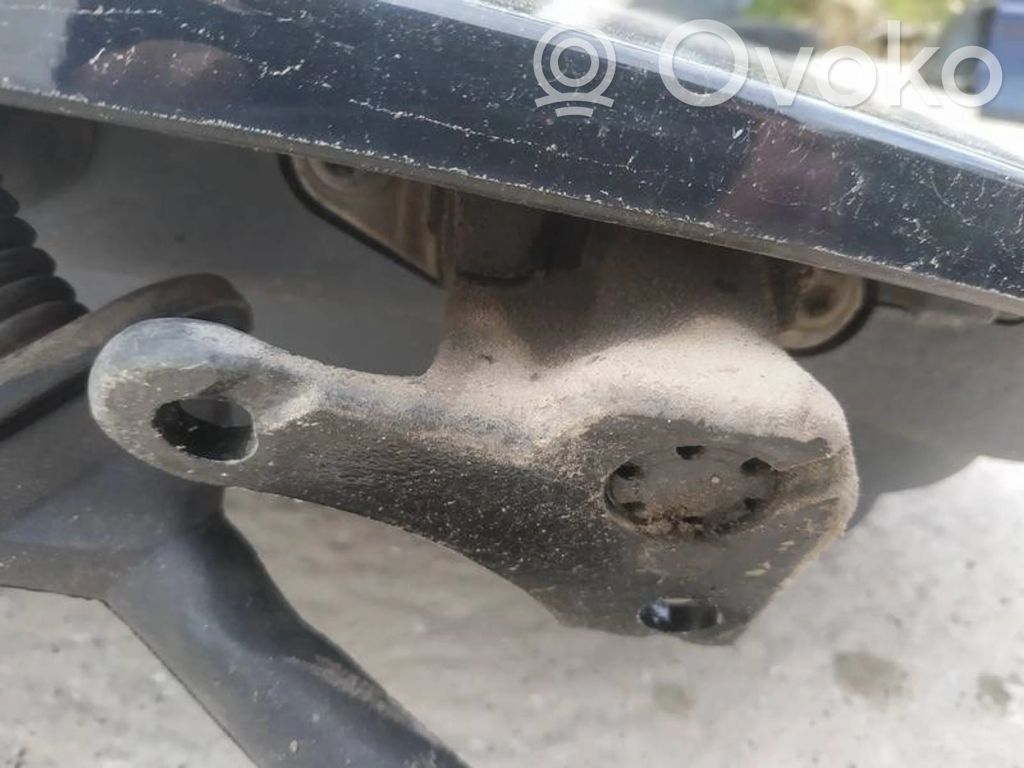 Balama superioară ușă față