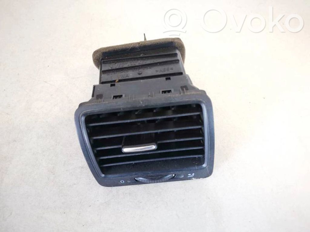 Volkswagen Golf V Griglia di ventilazione centrale cruscotto
