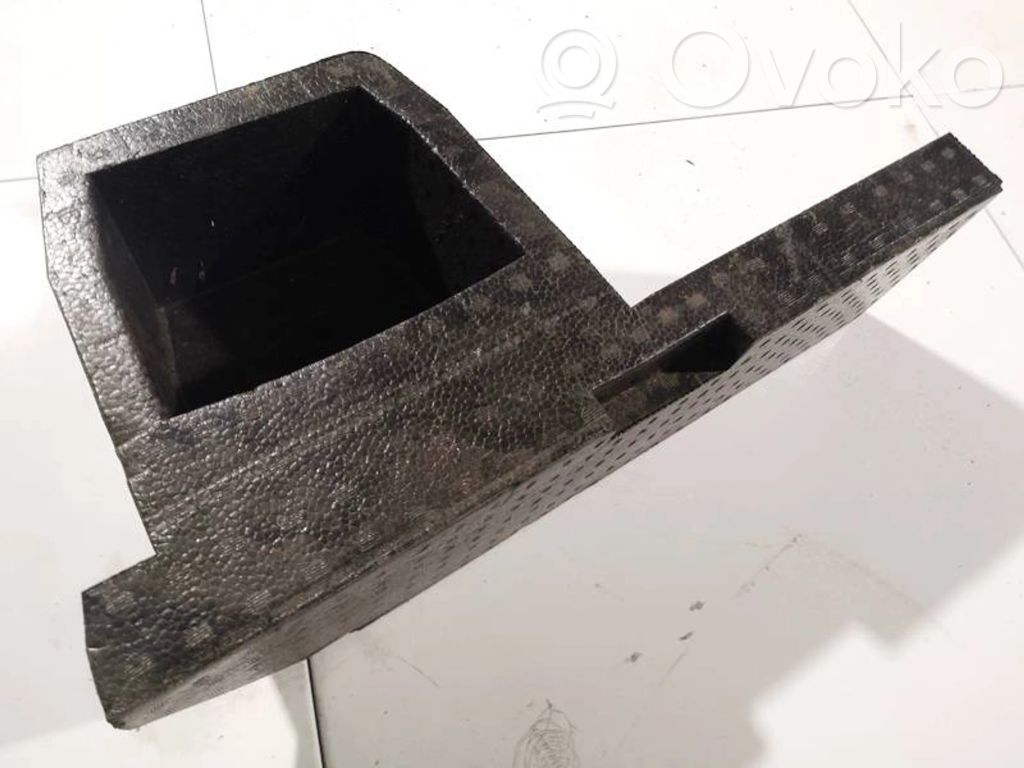 Nissan X-Trail T30 Other trunk/boot trim element 
