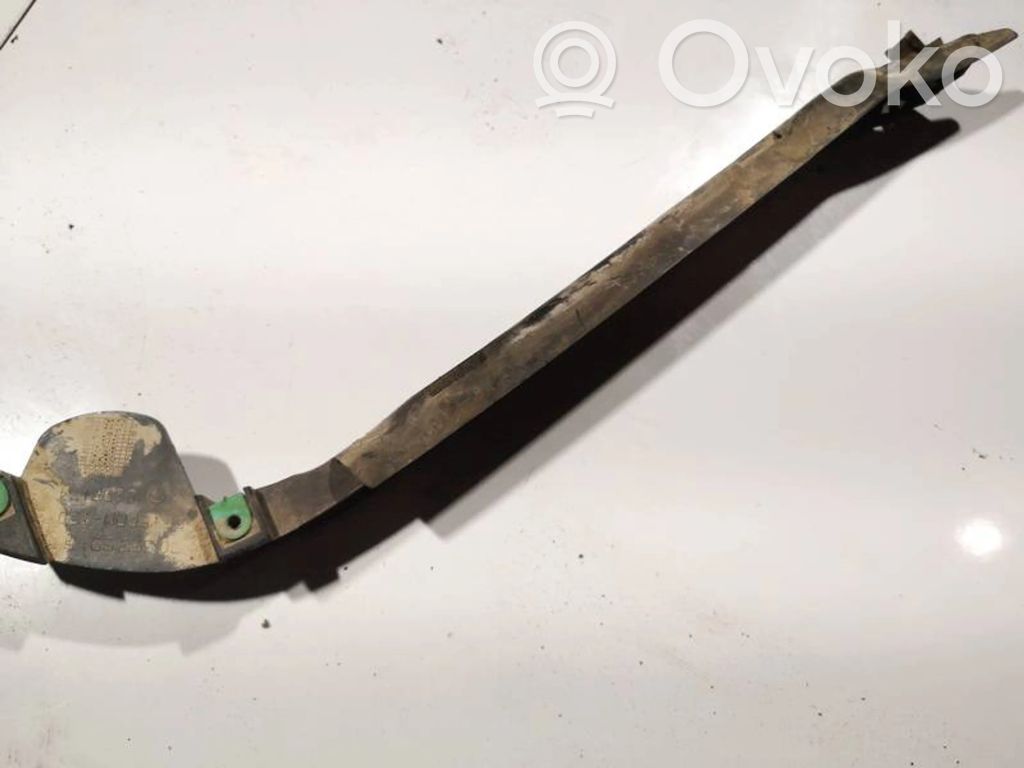 Opel Astra G Takapuskurin kannake