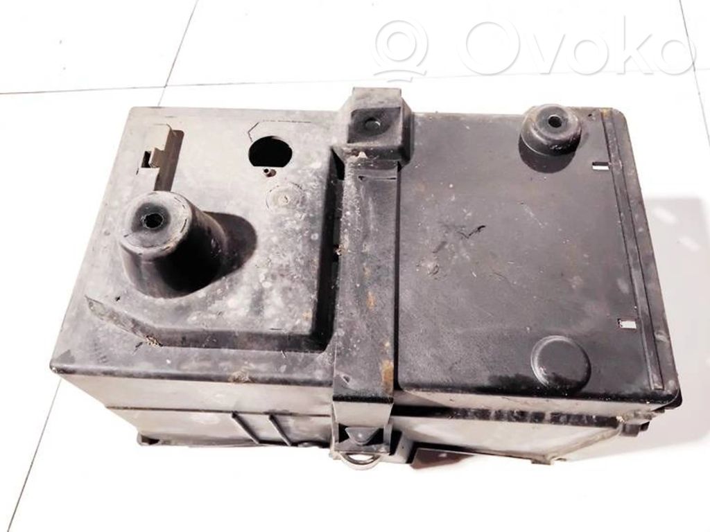 Support boîte de batterie   4M5110723BC,4M5110723BC,4M5110723BC,4M5110723BC