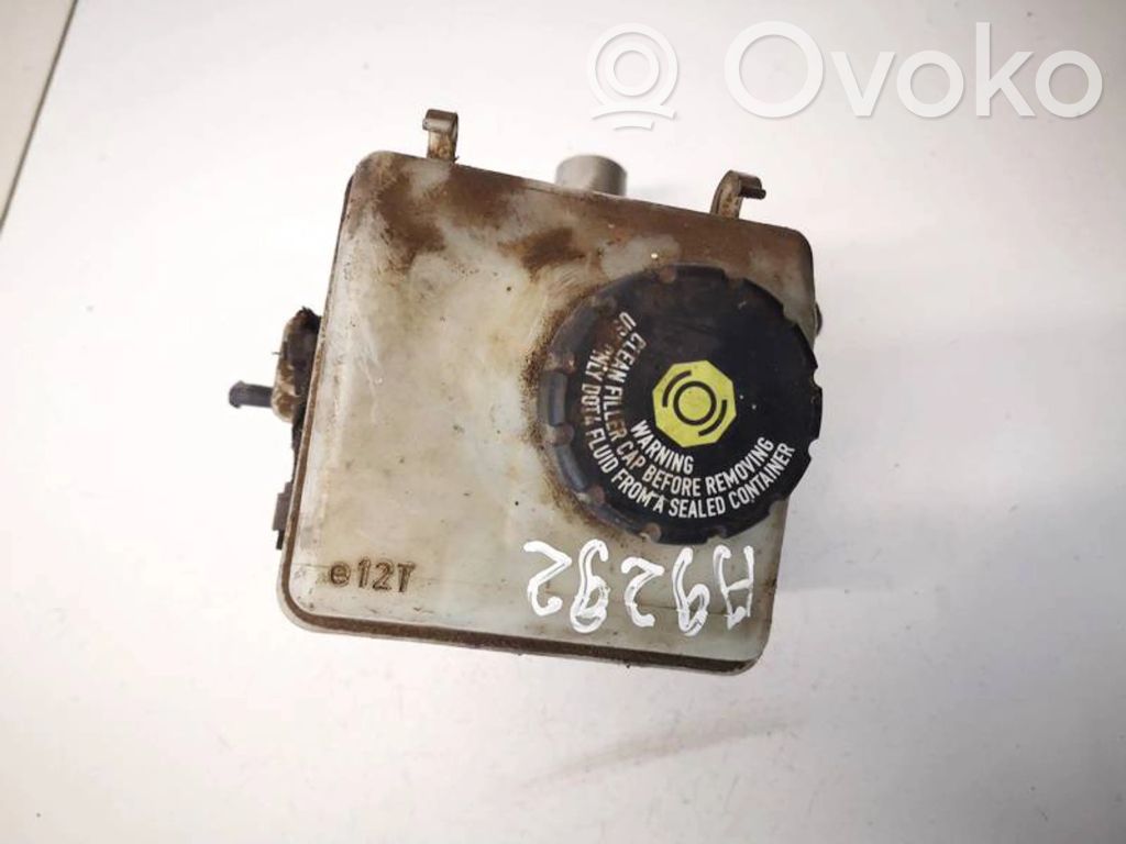 Opel Astra H Jarrunestesäiliö 