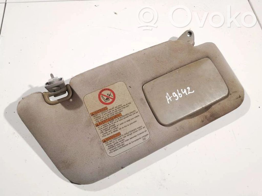 Sun visor