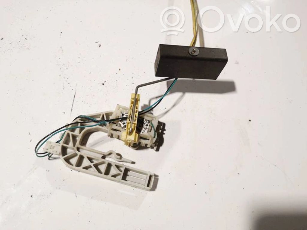 Sensor de nivel de combustible   3D0919673,221842006001,221842006001,3D0919673,81358120