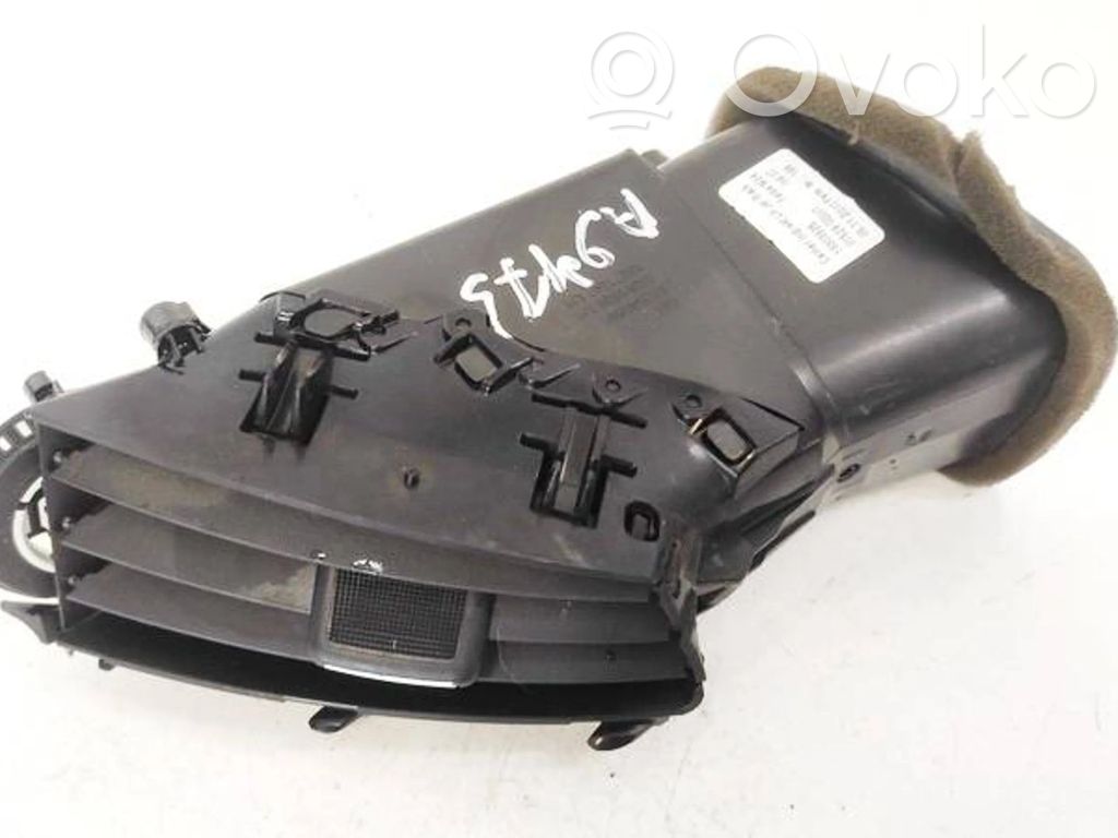 Opel Astra J Griglia di ventilazione centrale cruscotto 