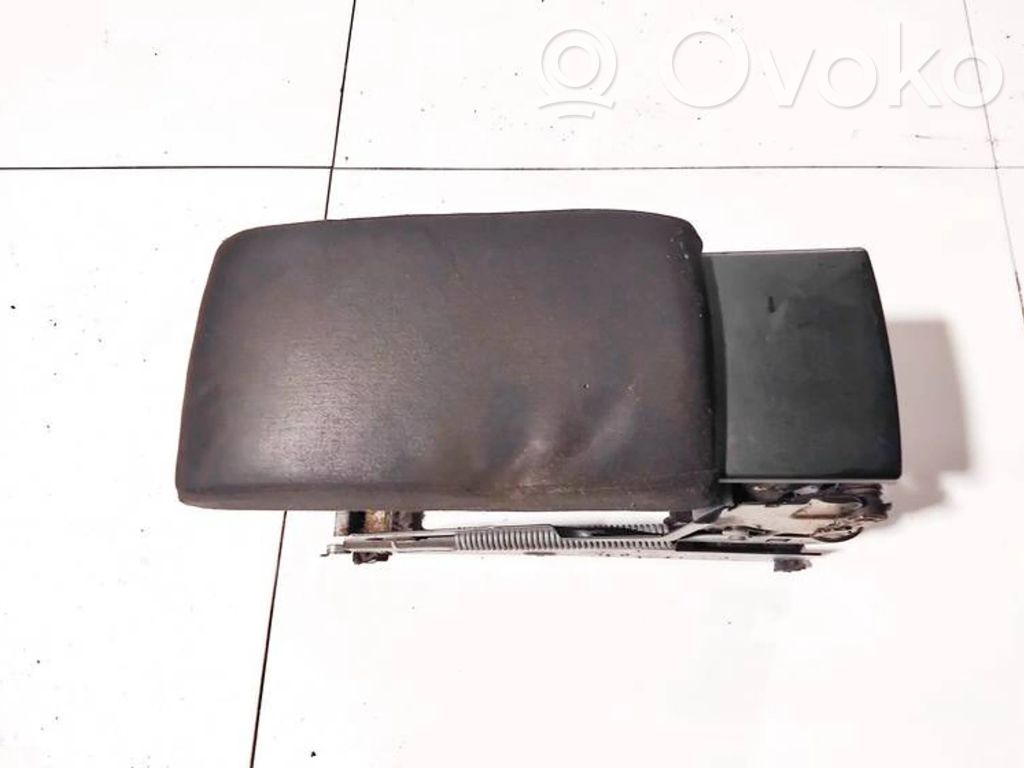 Skoda Superb B5 (3U) Reposabrazos 