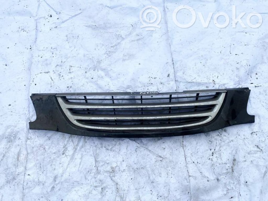 Toyota Avensis T220 Griglia anteriore