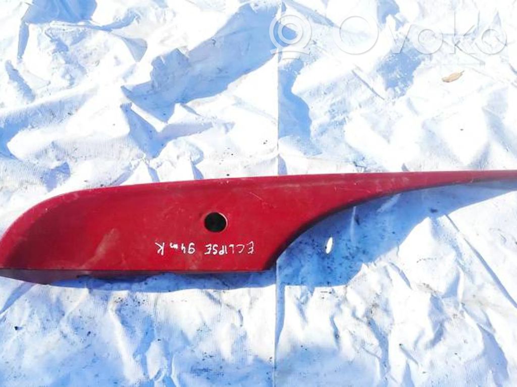 Спойлер   MB528903L,MB528903L