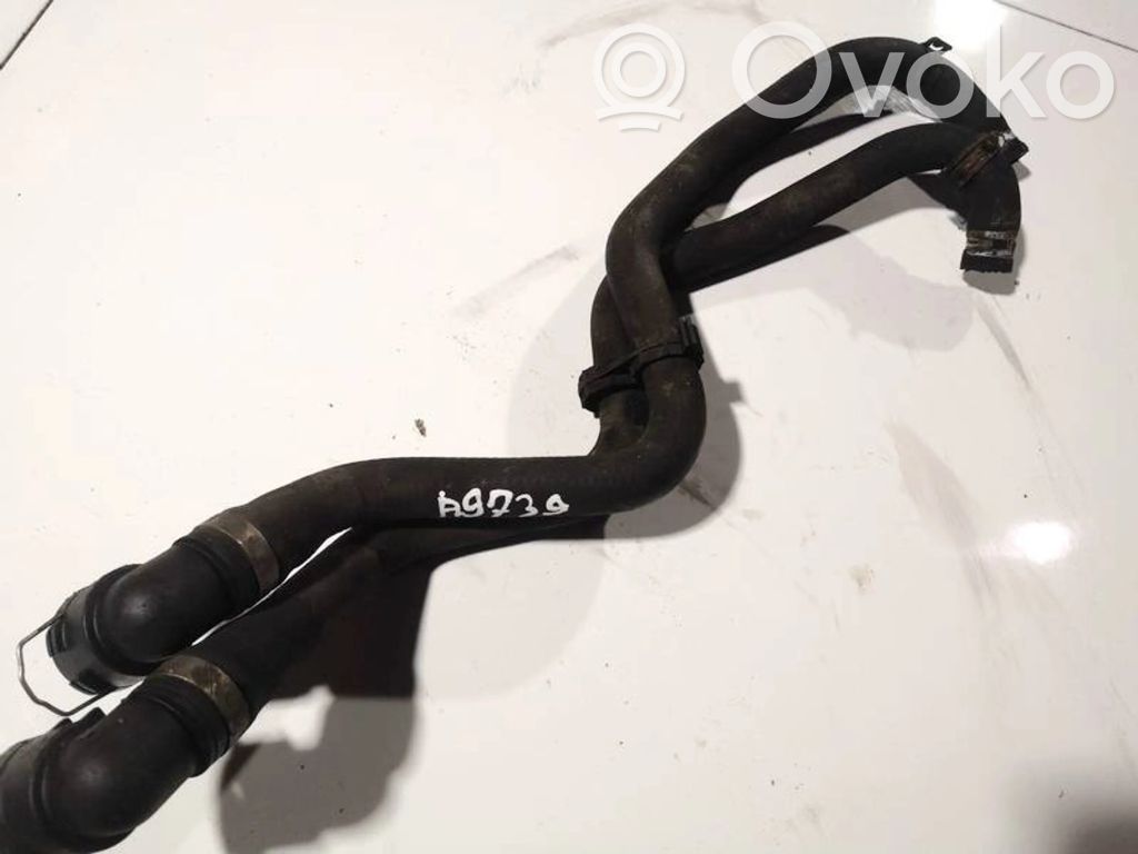 Engine coolant pipe/hose