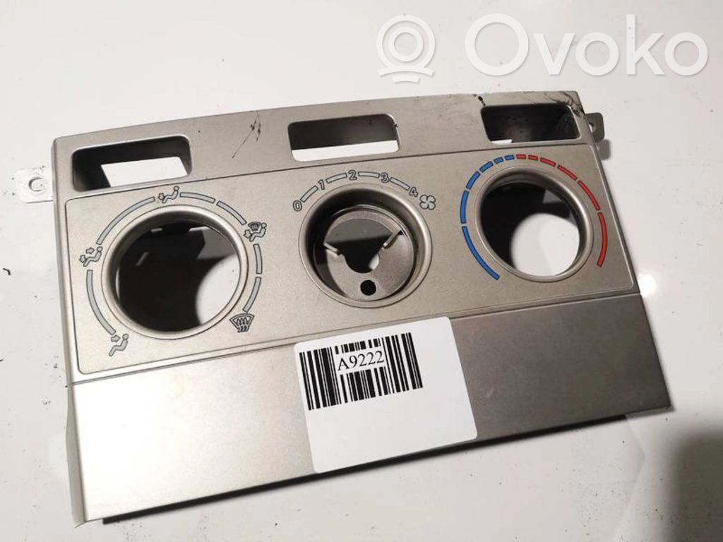 Toyota Corolla Verso AR10 Altra parte interiore 