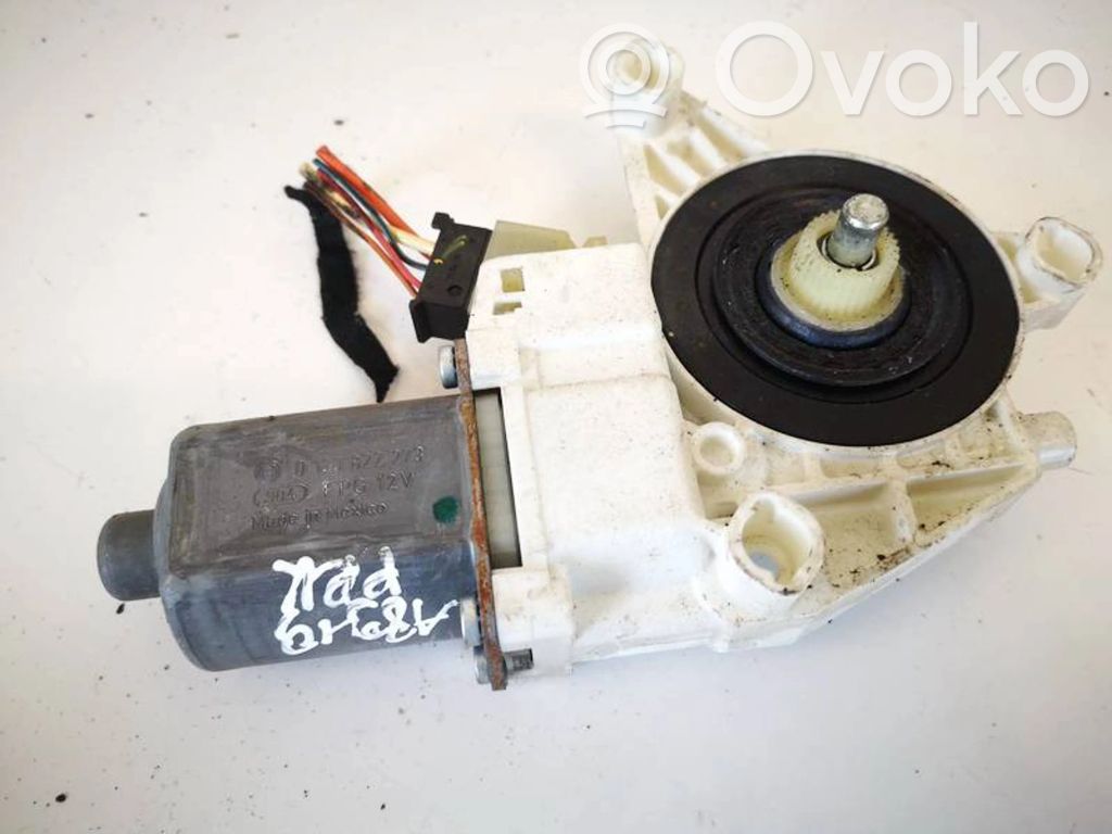 Mercedes-Benz ML W164 Motorino alzacristalli della portiera anteriore