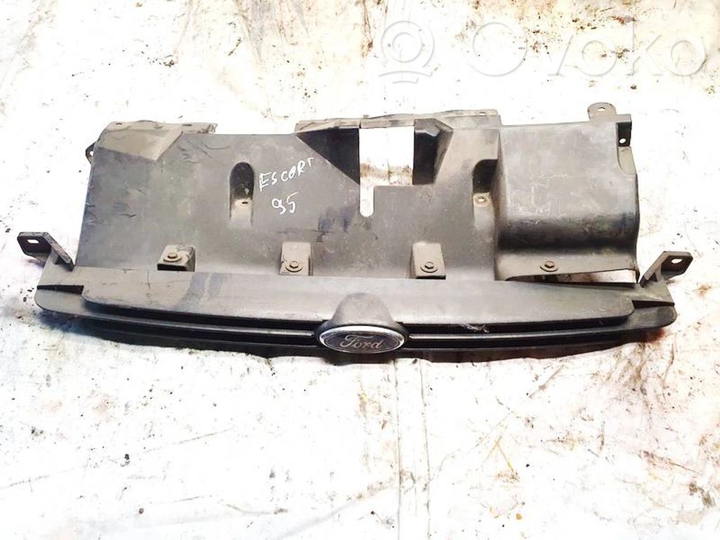 Kühlergrill   95AG16613CC,95AG16613CC