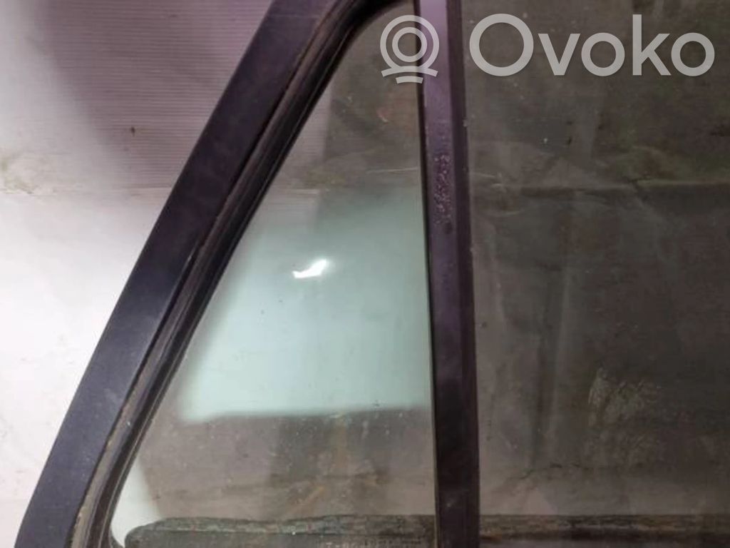 Ventanilla de ventilación de la puerta trasera   AS2,AS2