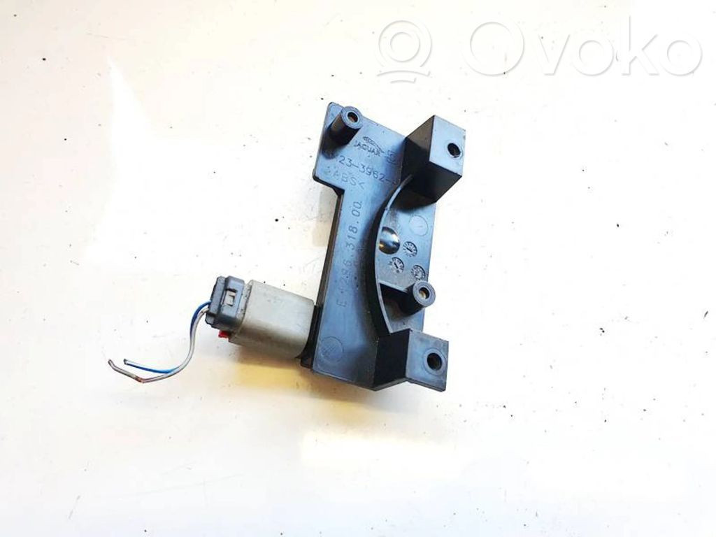 Jaguar XF Unitate control antenă 