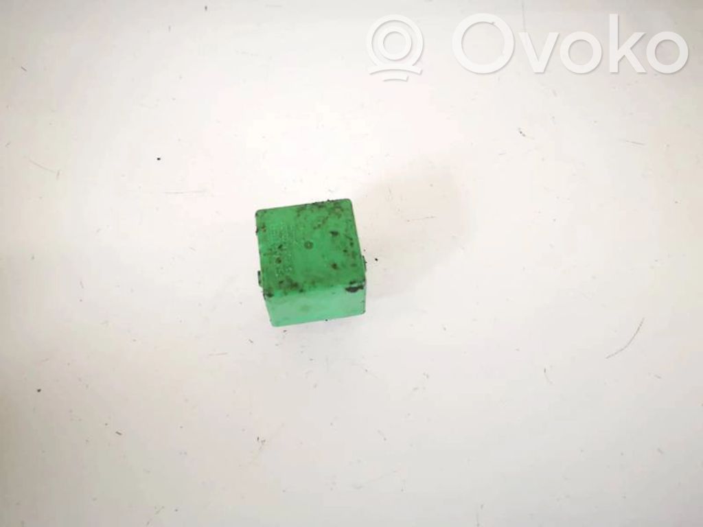 Alte relee   12V35A03531,12V35A03531