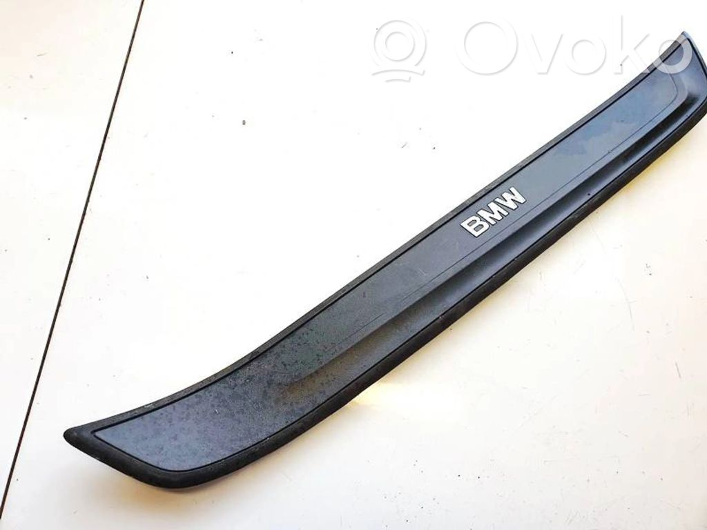 BMW X1 E84 Moldura protectora del borde delantero 