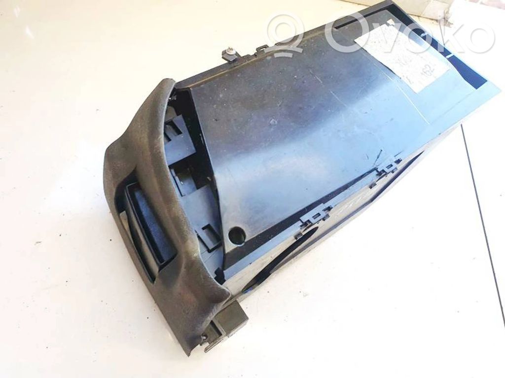 Audi A6 S6 C5 4B Guantera 