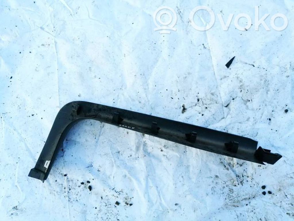 Peugeot 207 Moldura protectora del borde delantero 