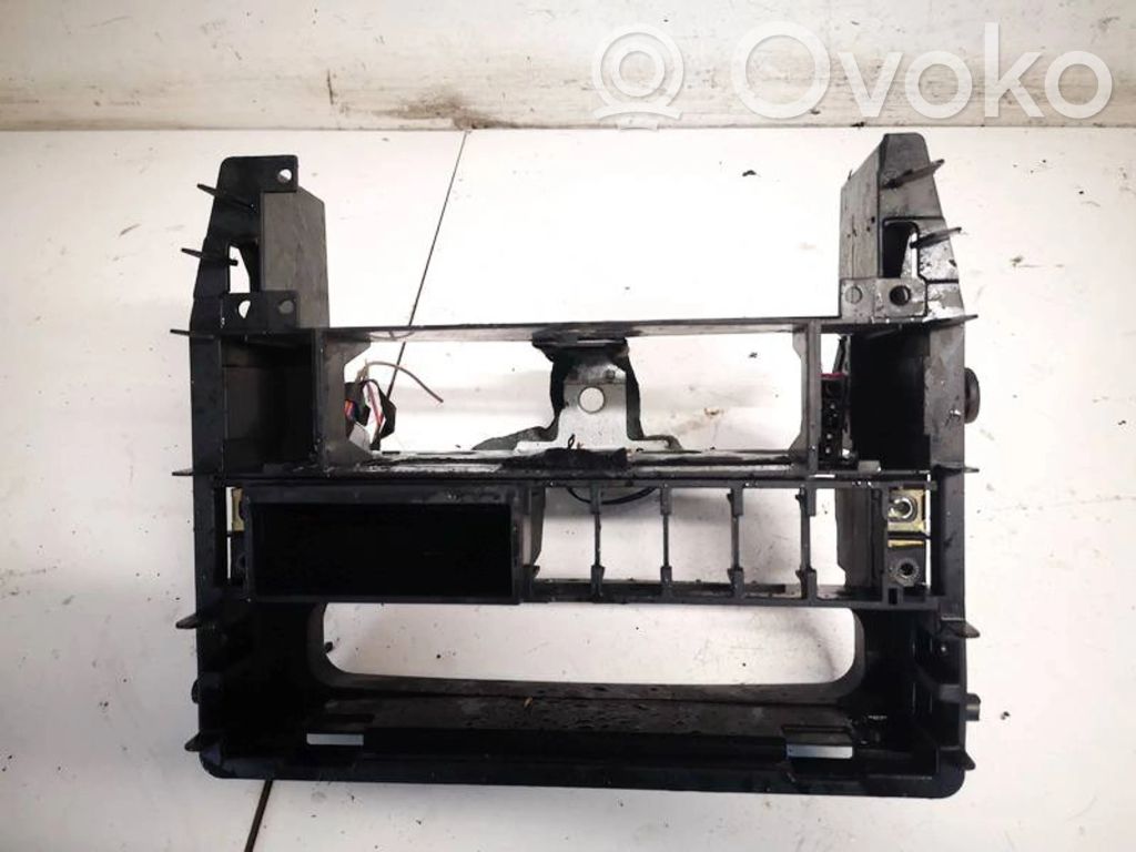 Altra parte esteriore   4A0857183,4A0863271,4A0857183,4A0857987A,4A0863271