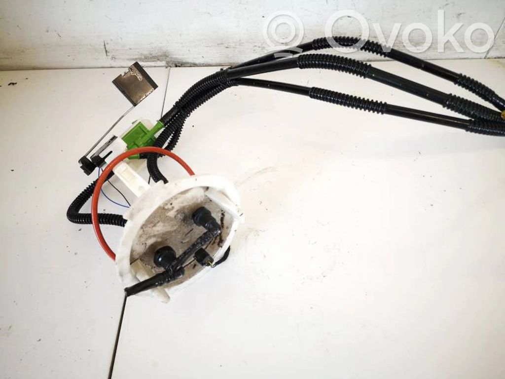 Mercedes-Benz C W204 Senzor nivel combustibil 