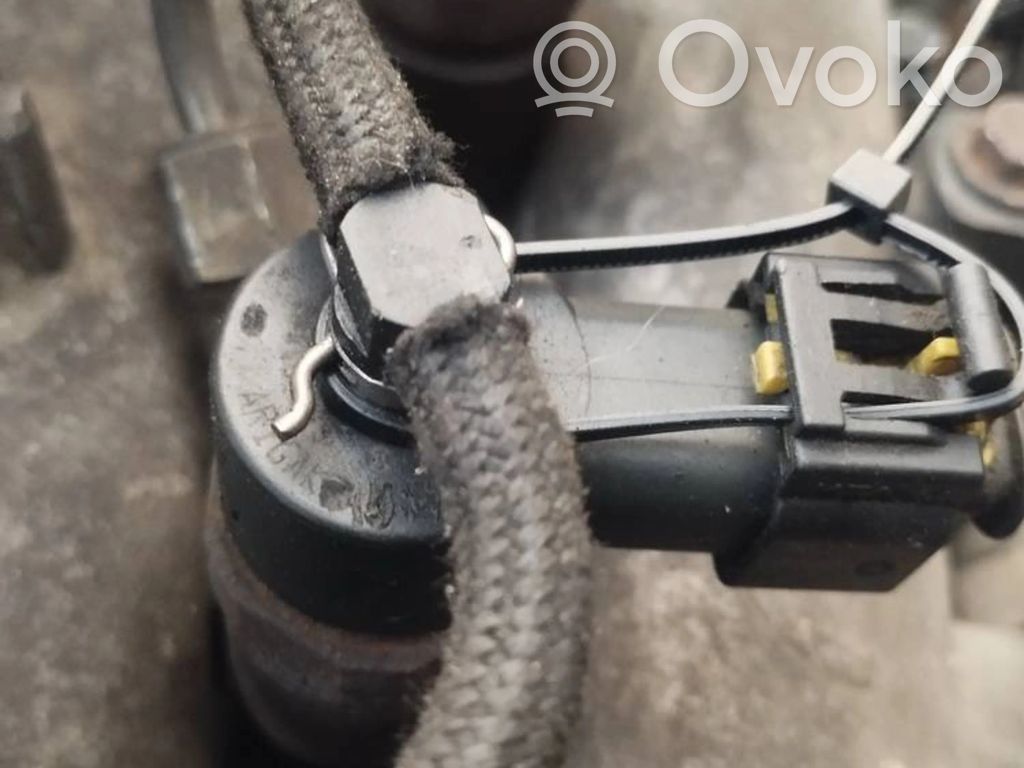Inyector de combustible   0445110183,0445110183