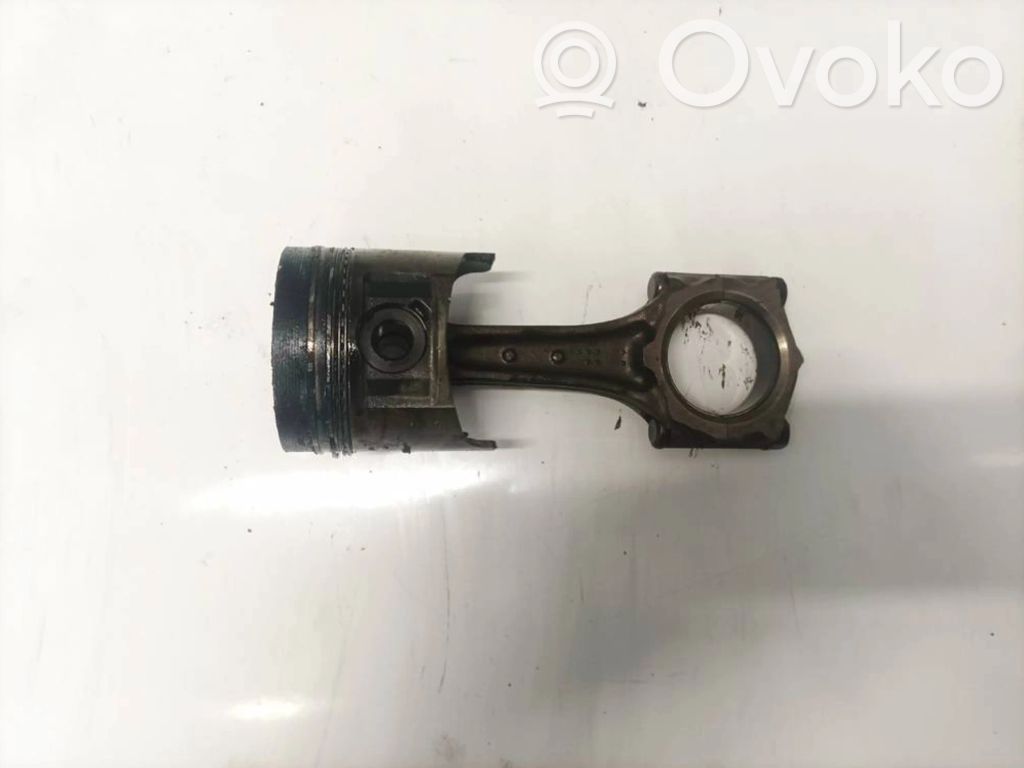 Opel Combo B Piston cu bielă 