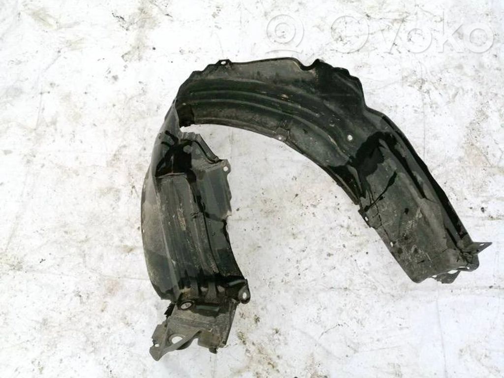 Nissan Primera Rivestimento paraspruzzi passaruota anteriore 