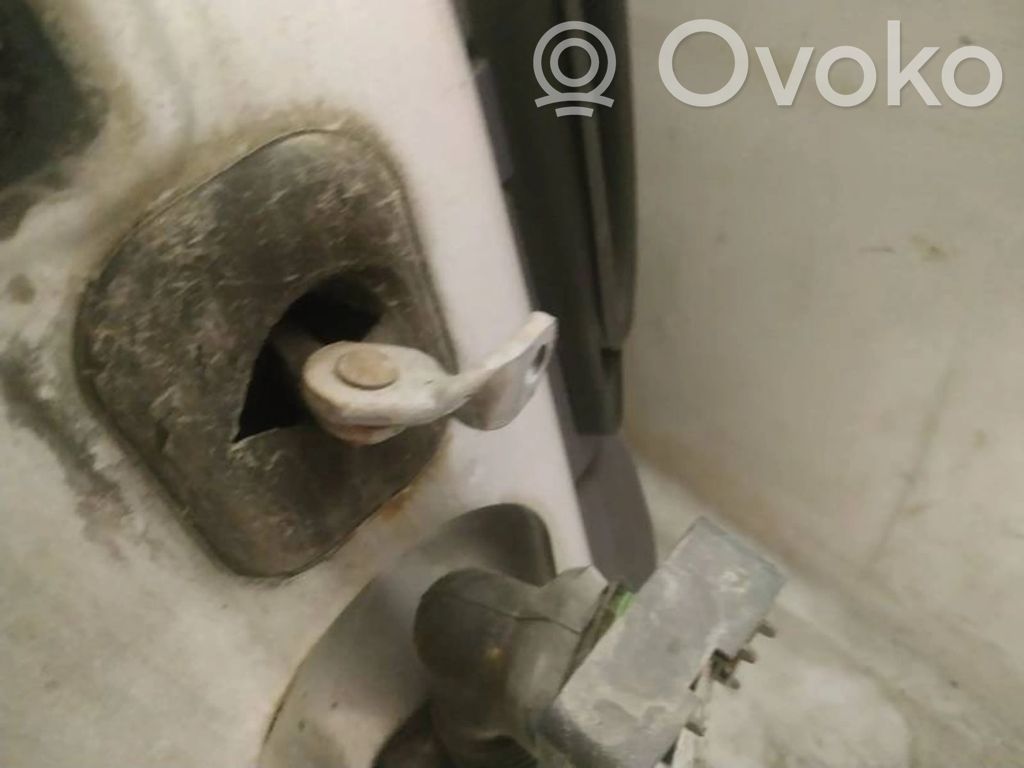 Tope freno de puerta delantera