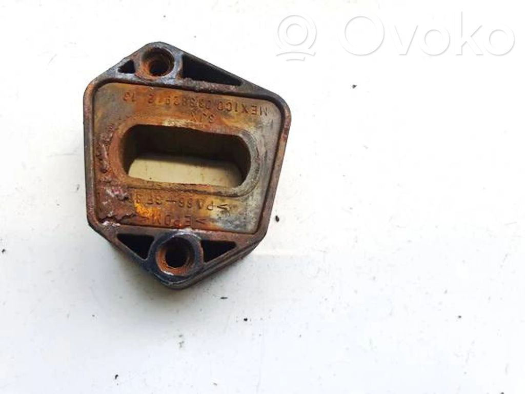 Skoda Octavia Mk1 (1U) Staffa di montaggio del radiatore 