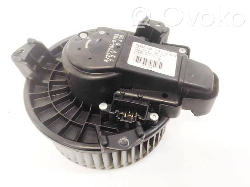 Toyota Auris 150 Ventilator aerotermă 