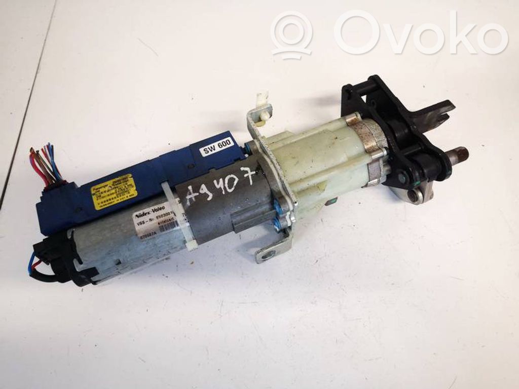 Volkswagen PASSAT B6 Siłownik elektryczny podnoszenia klapy tylnej / bagażnika