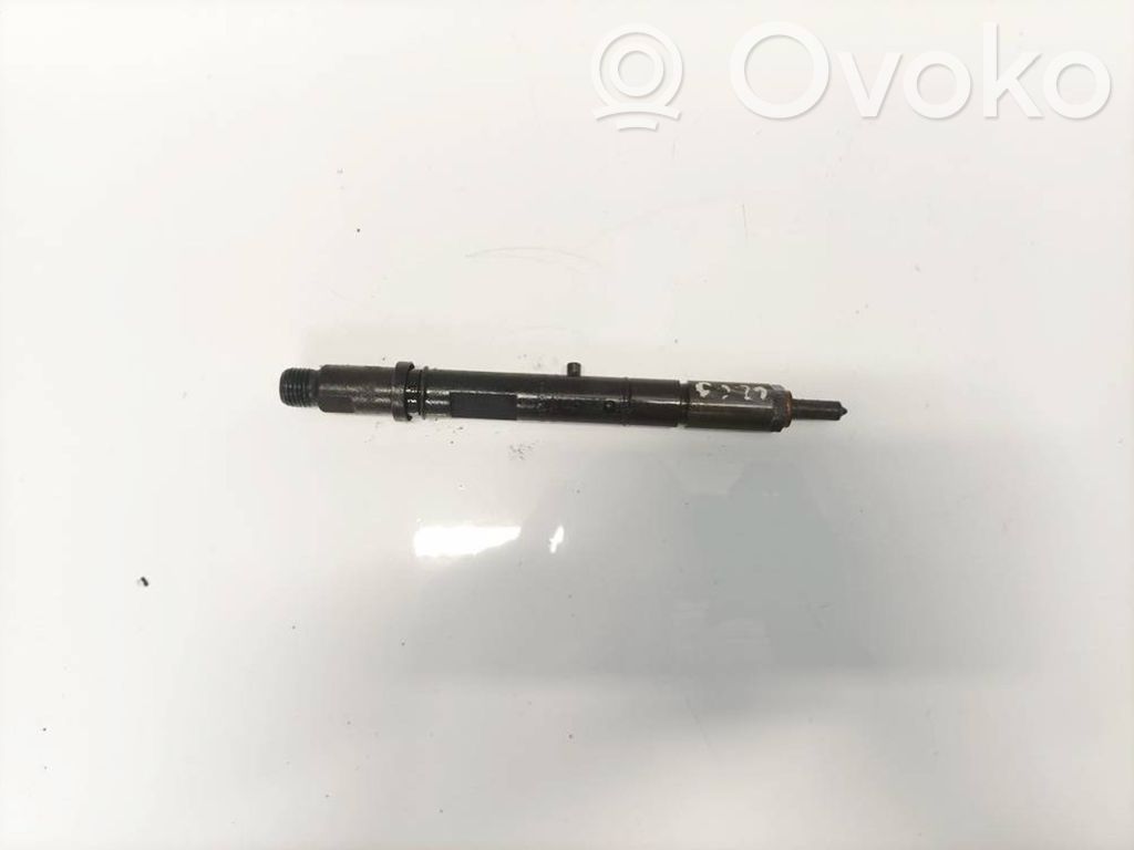 Volkswagen Golf V Injector combustibil 