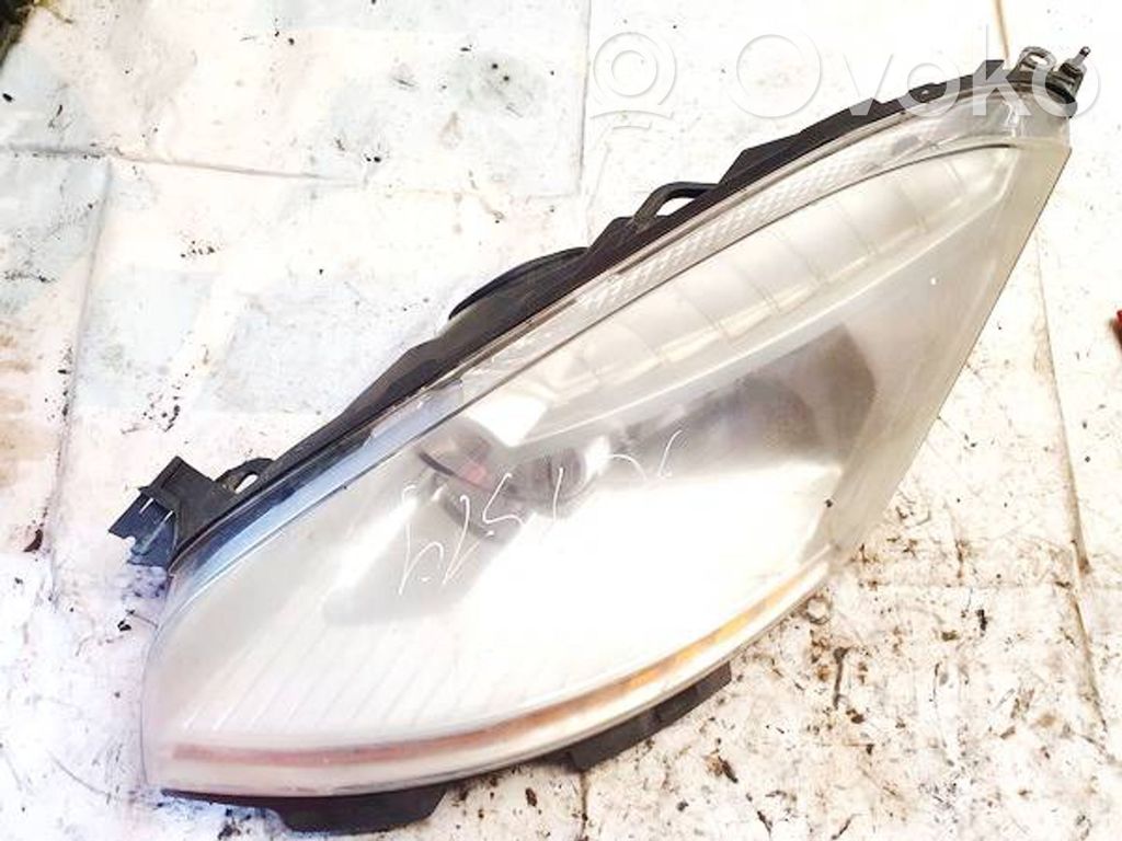 Citroen C4 I Picasso Faro/fanale