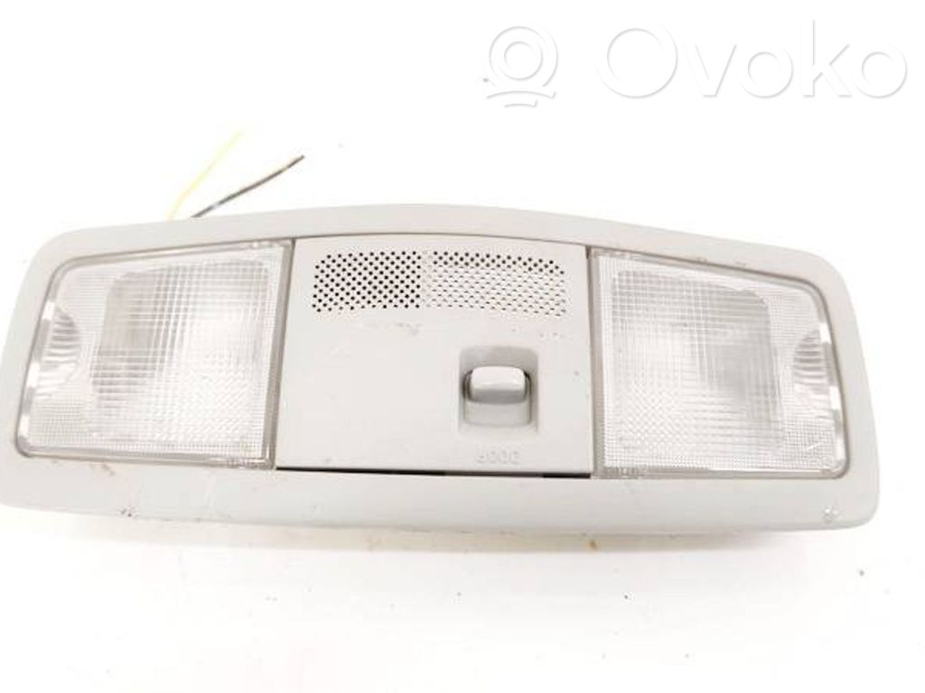 Luz del asiento delantero   8401A009ZZ,8401A009ZZ