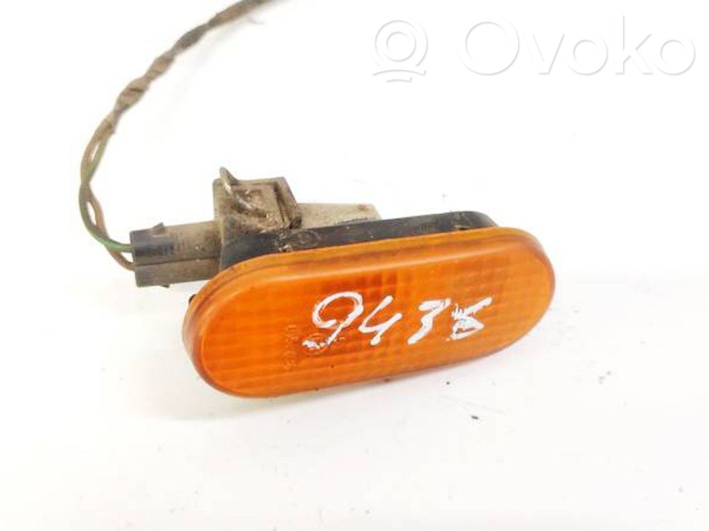 Volkswagen Sharan Semnalizator bară față 