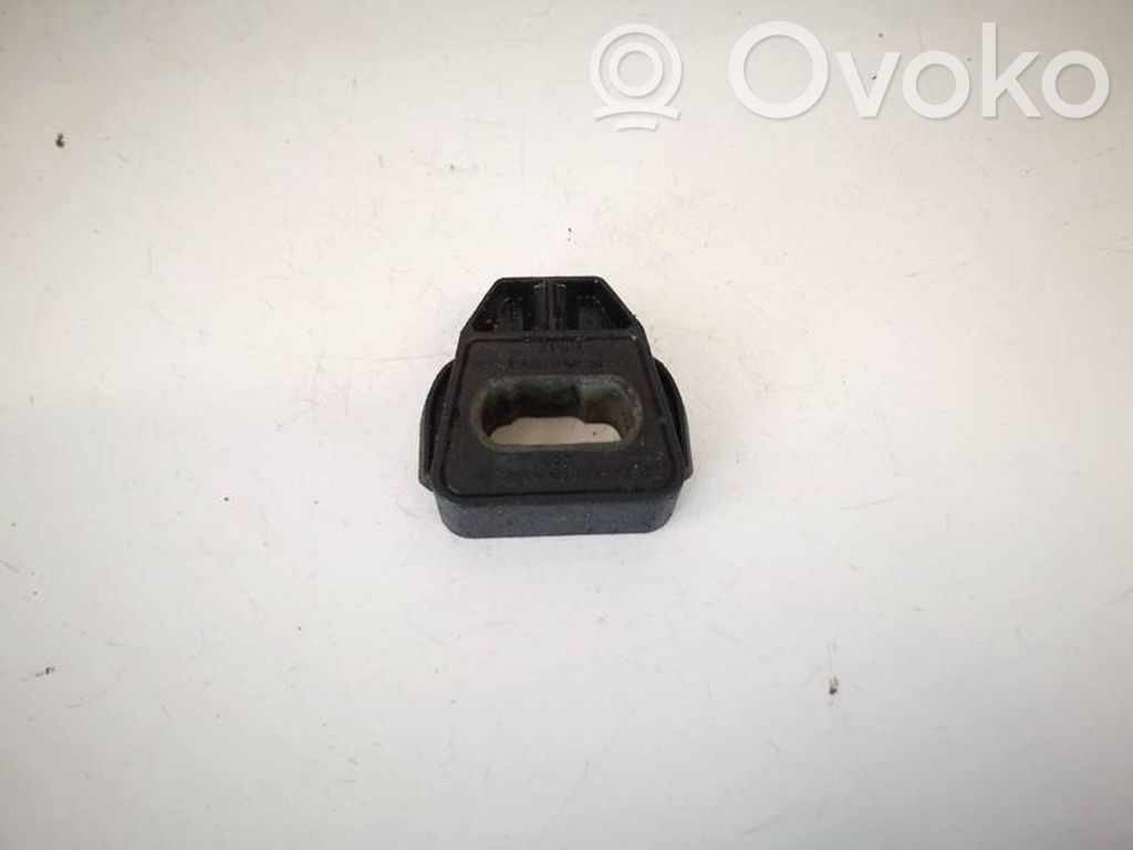 Volkswagen Golf IV Staffa di montaggio del radiatore 
