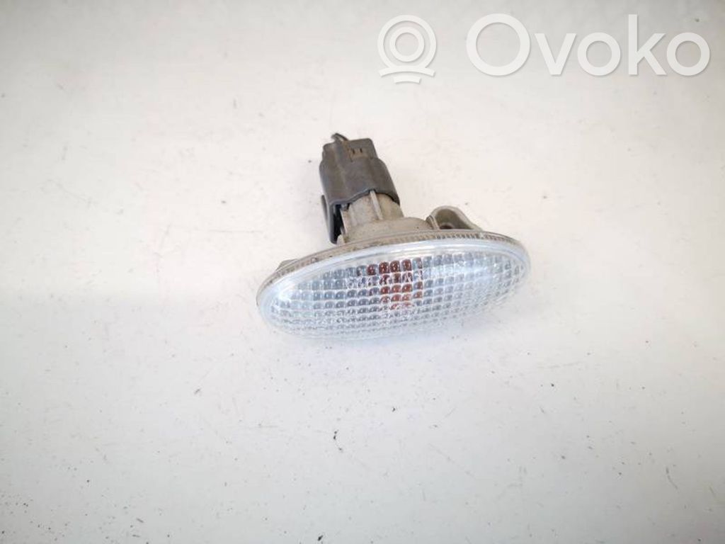 Front fender indicator light   STANLEYP2829,STANLEYP2829