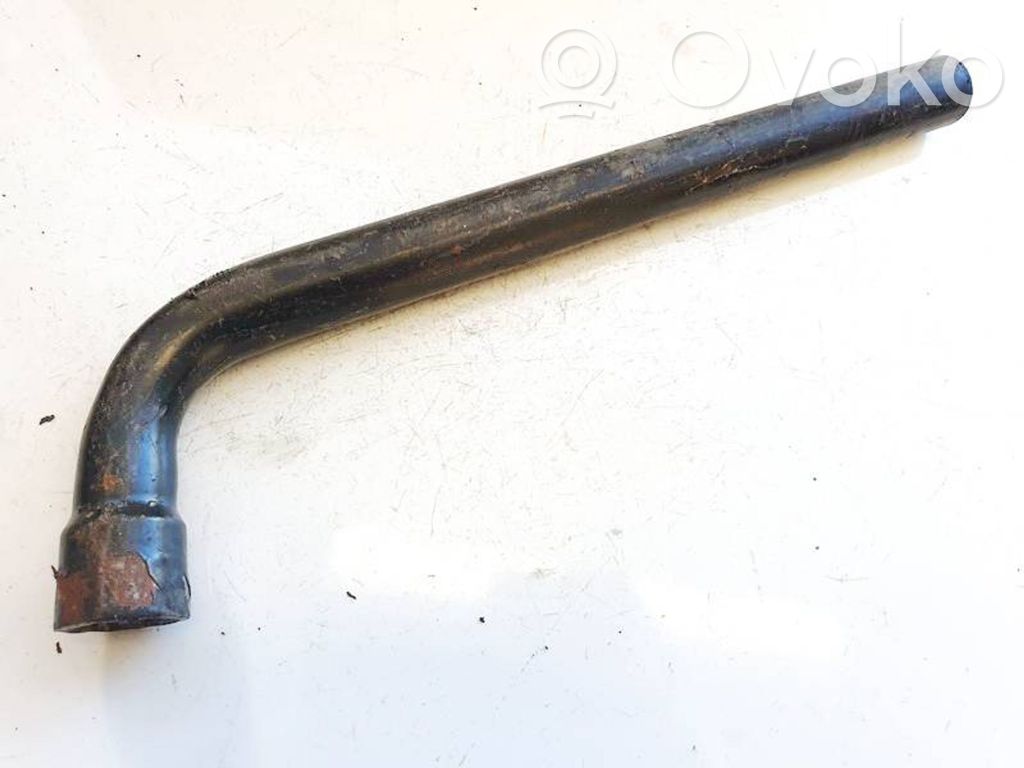 Opel Astra G Chiave per dadi della ruota 